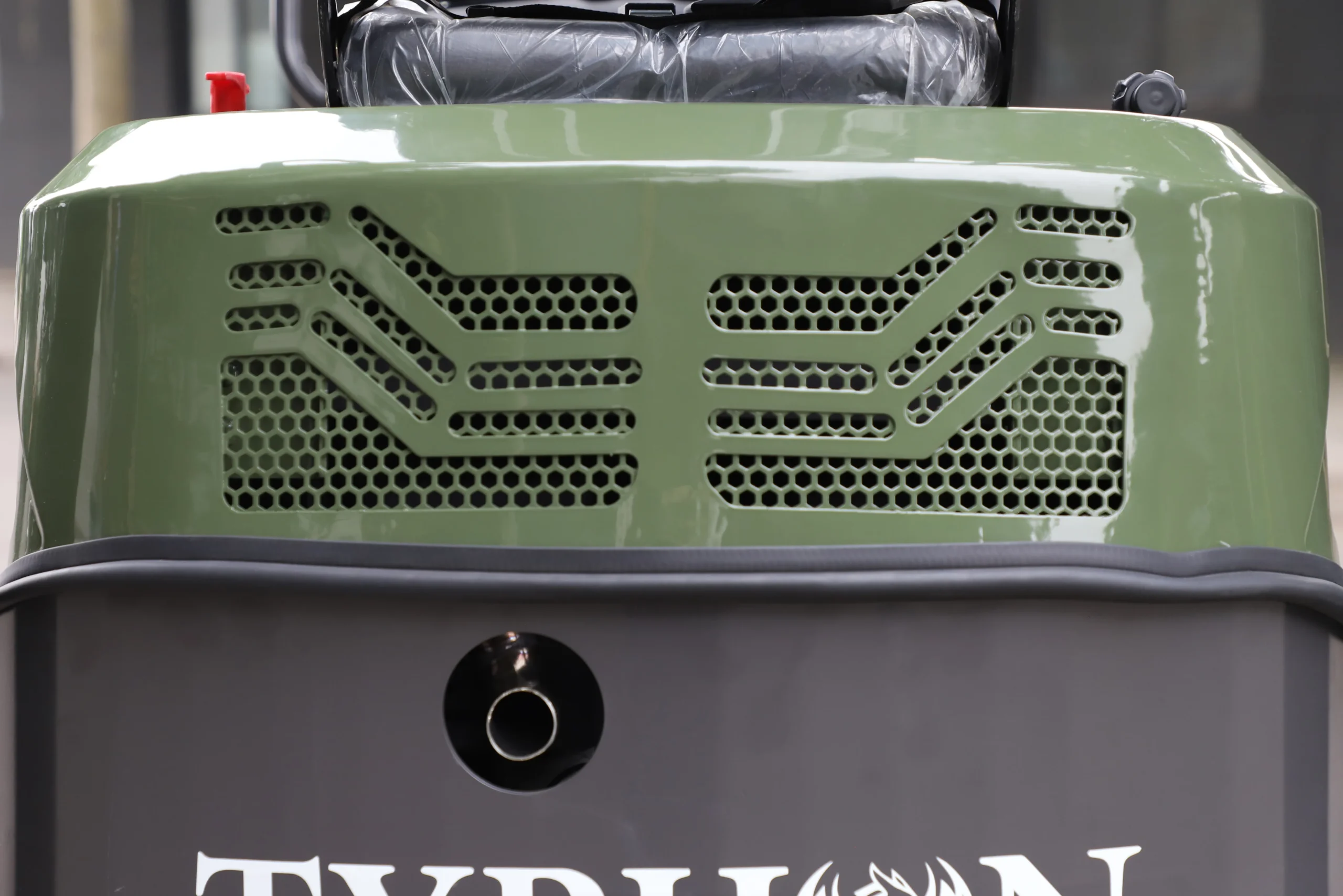 TERROR XI rear ventilation panel