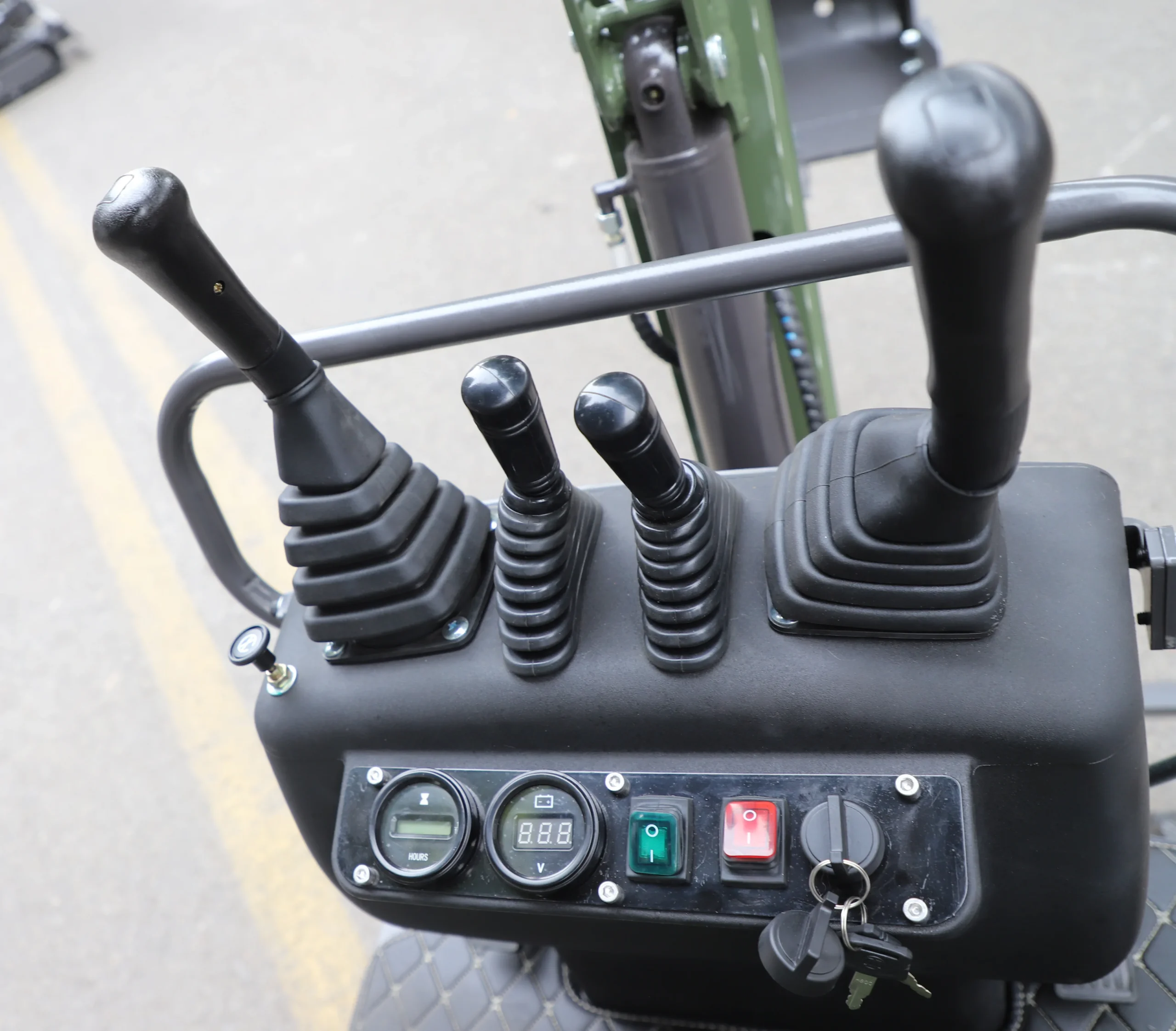 TERROR XI control levers and instrument panel