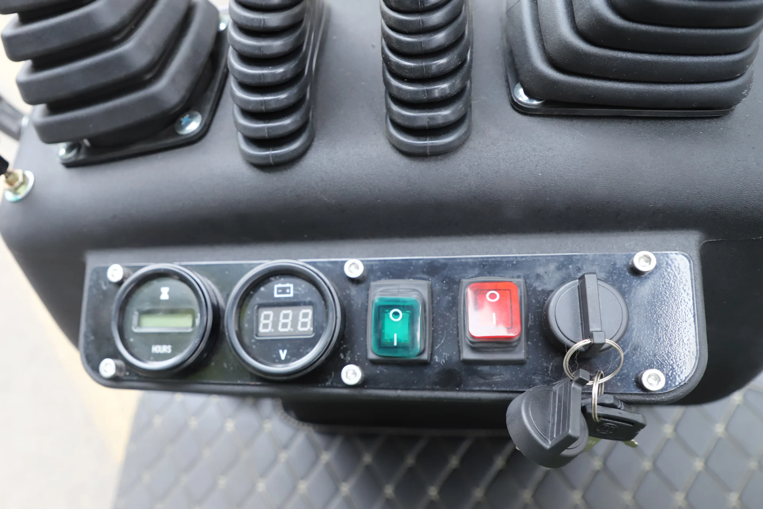 TERROR XI hour meter voltmeter switches and ignition